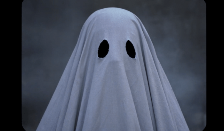 A Ghost Story Review: An Interesting Out Of Body Experience