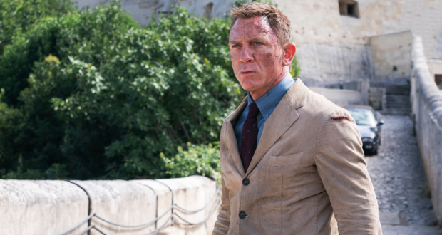 Daniel Craig