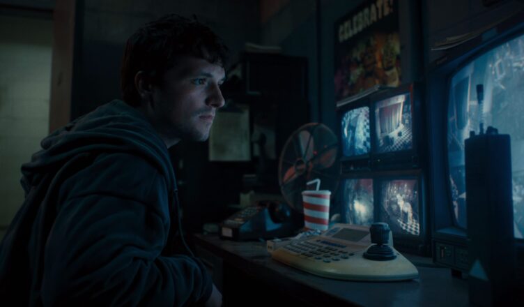 Josh Hutcherson in Five Nights at Freddy's (2023).