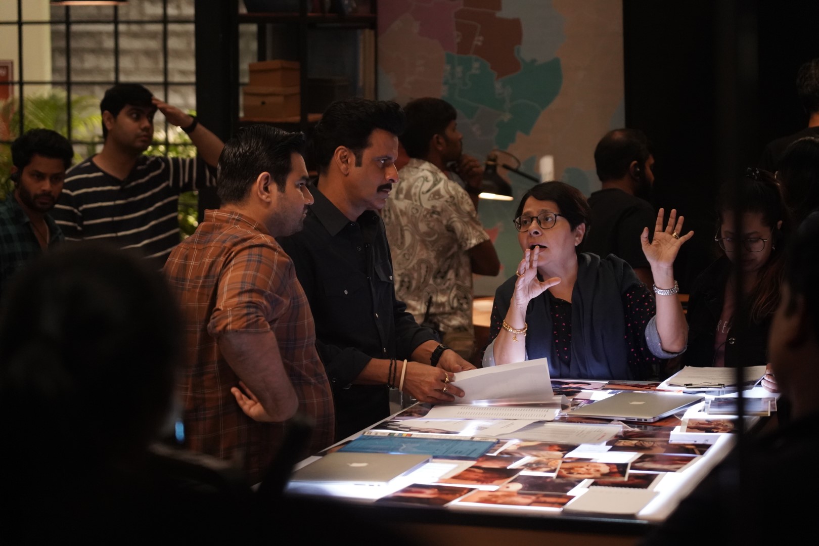 silence 2: the night owl bar shootout