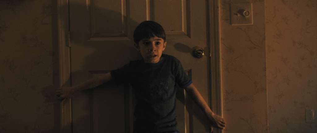 Weapons Review Zach Cregger Horror Josh Brolin Julia Gardner (1)