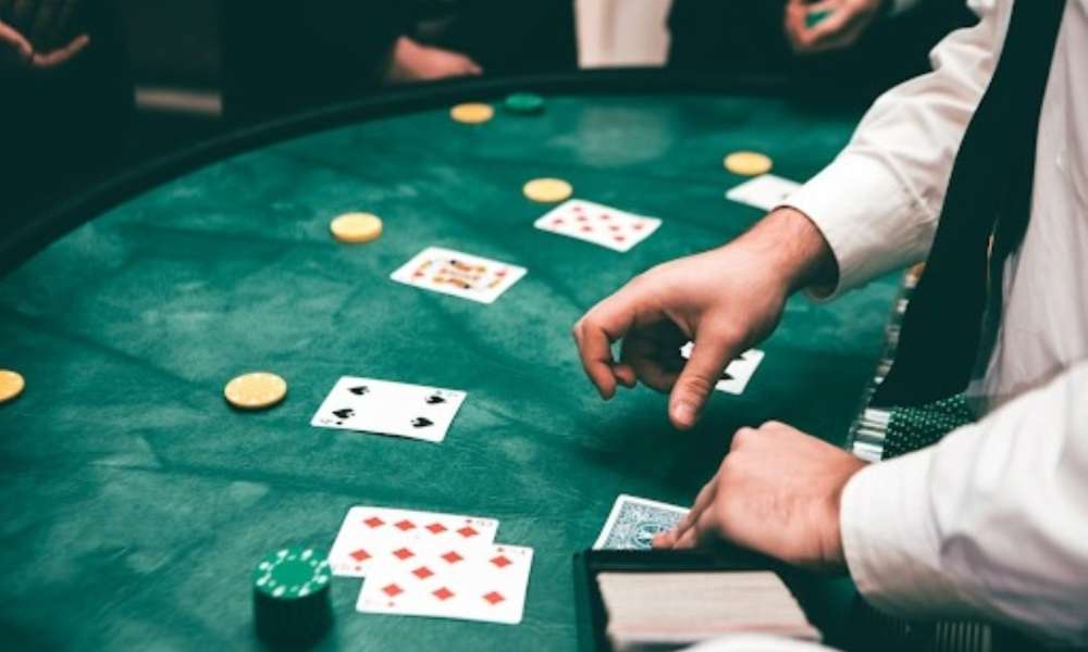 How Realistic are Movie Casino Scenes