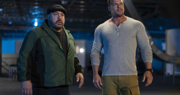 Playdate kevin james alan ritchson (1)