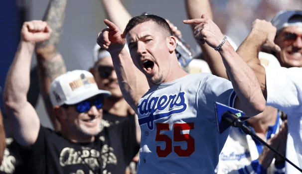 Sports fan