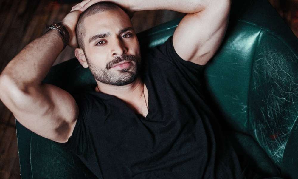 Michael Mando