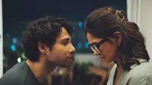 Do Deewane Seher Mein movie still