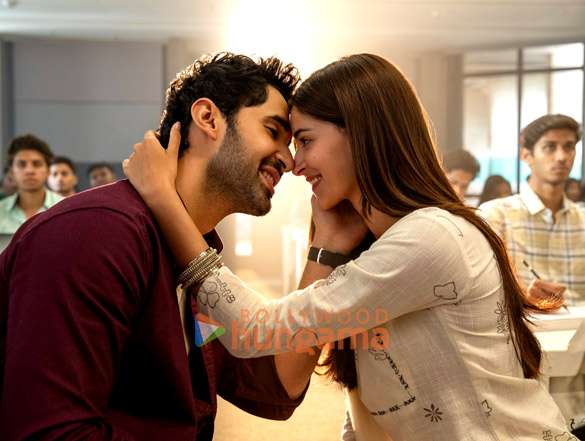 Chand Mera Dil movie still