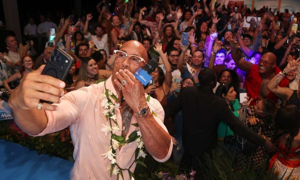 Featured image for Fwd: DWAYNE JOHNSON, LIN-MANUEL MIRANDA AND CATHERINE LAGA?AIA CONTINUE DISNEY?S ?MOANA? GLOBAL PRESS TOUR IN BRAZIL AND MIAMI