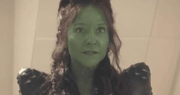 Featured image for Who Plays The Orion Captain And Commander In Star Trek: Strange New Worlds Season 4?